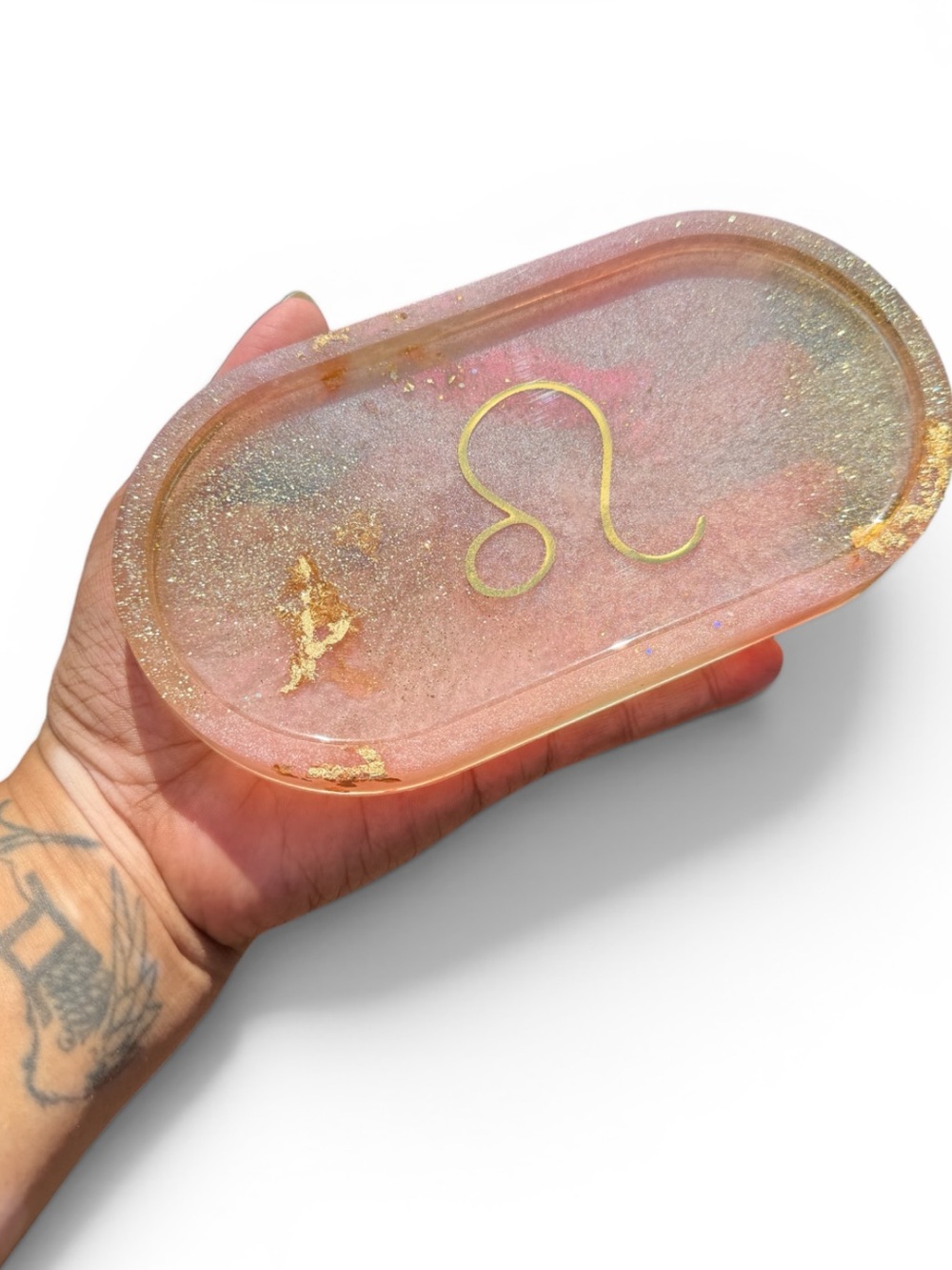 Handmade Resin Zodiac Tray with Gold Leaf - Leo